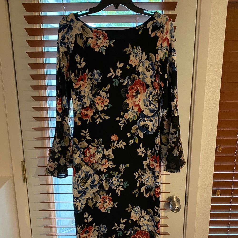 Floral dress with bell sleeves
